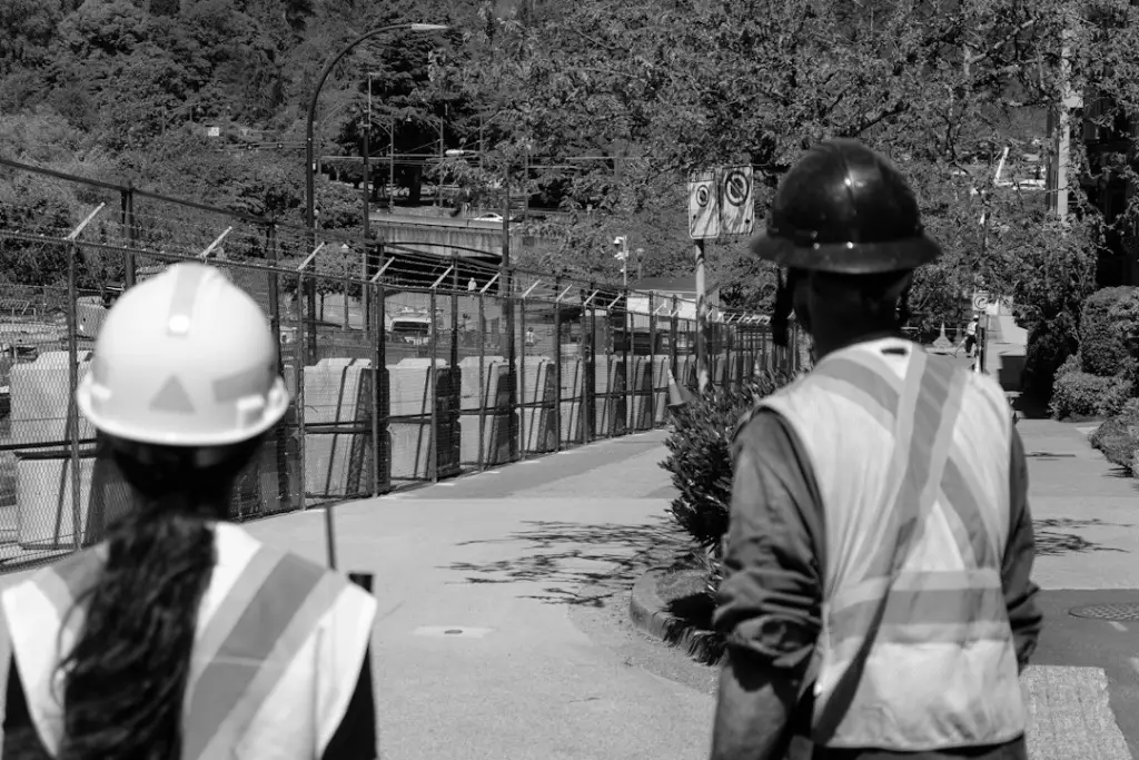 苏州创业辅导报告定制服务：从商业模式梳理到融资路演方案全解析